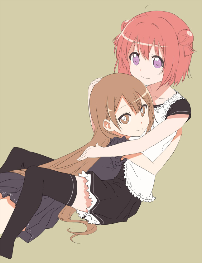 2girls ahoge akaza_akari black_dress brown_background brown_eyes brown_hair casual double_bun dress hair_bun hair_intakes hug long_hair looking_at_viewer multiple_girls oomuro_hanako purple_eyes red_hair shikou_sakugo_(qqap9gt9k) shikousakugo simple_background single_hair_bun sitting smile yuruyuri