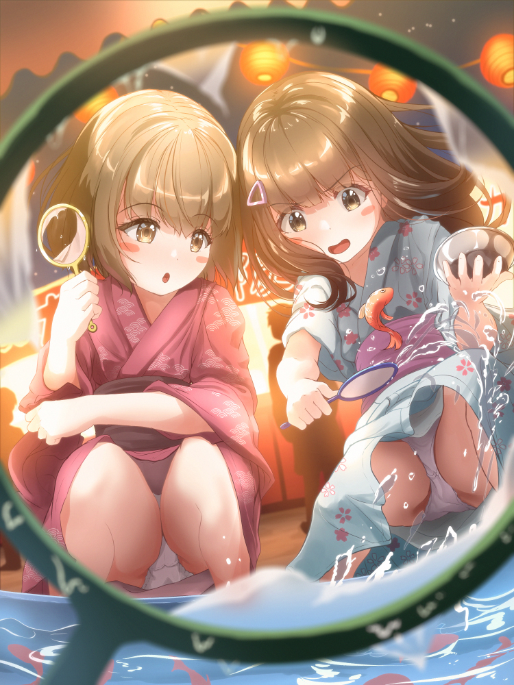 1boy 1other 2girls animal blunt_bangs blush blush_stickers bob-cut_neighbor_girl_(tachiinu) bob_cut brown_eyes brown_hair fish floral_print goldfish goldfish_scooping hair_ornament hairclip japanese_clothes kimono long-haired_neighbor_girl_(tachiinu) long_hair looking_through_scope multiple_girls obi open_mouth original panties pantyshot poi_(goldfish_scoop) sash splashing squatting summer_festival tachiinu triangle_hair_ornament underwear water yukata