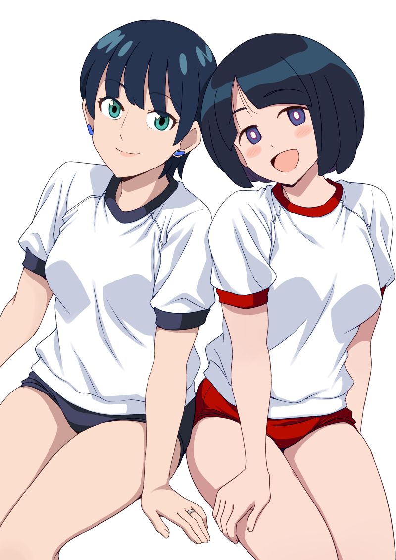 2girls black_hair blue_buruma bob_cut buruma commentary_request green_eyes gundam gundam_gquuuuuux gym_shirt gym_uniform invisible_chair multiple_girls open_mouth ponzu_rui purple_eyes red_buruma shiiko_sugai shirt short_hair simple_background sitting smile t-shirt tamaki_yuzuriha white_background white_shirt