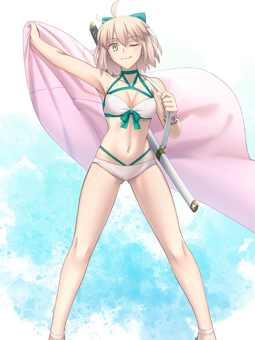 1girl ahoge bikini blonde_hair bow breasts fate/grand_order fate_(series) green_bow katana medium_breasts navel okita_j._souji_(fate) okita_j._souji_(third_ascension)_(fate) okita_souji_(fate) one_eye_closed shoori_(migiha) smile swimsuit sword weapon white_bikini wristband yellow_eyes