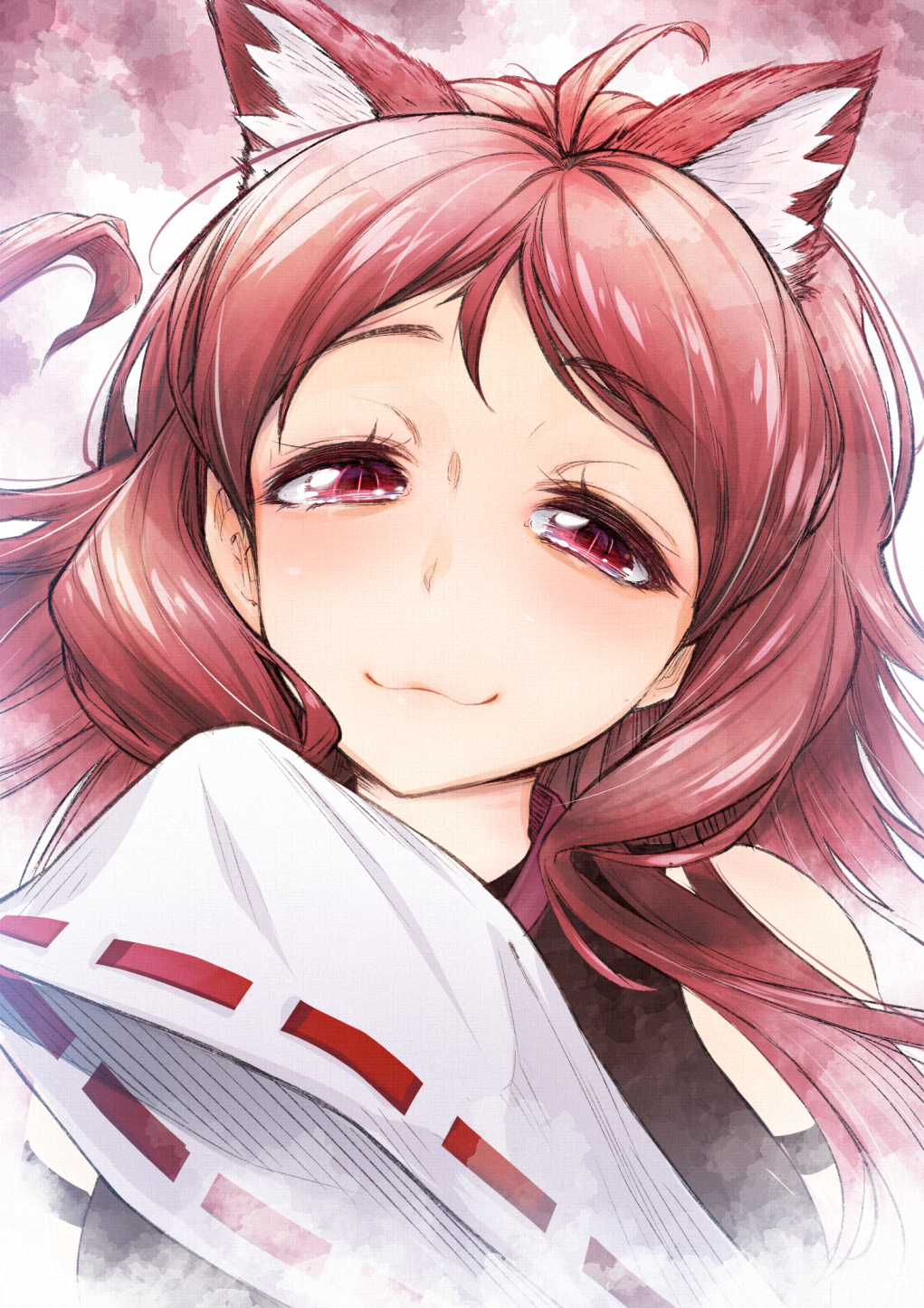 1girl :3 ahoge animal_ears bare_shoulders black_shirt blush cat_ears closed_mouth cluseller detached_sleeves female_focus half-closed_eyes happy highres kemurikusa long_hair looking_at_viewer red_background red_eyes red_hair ribbon-trimmed_sleeves ribbon_trim ritsu_(kemurikusa) shirt simple_background sleeveless sleeveless_shirt sleeves_past_fingers sleeves_past_wrists slit_pupils smile solo upper_body