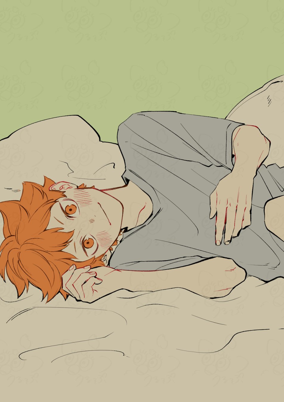 1boy blush closed_mouth curled_fingers flat_color green_background grey_shirt haikyuu!! hair_between_eyes highres hinata_shouyou looking_at_viewer lying male_focus on_bed on_side orange_eyes orange_hair shirt short_hair short_sleeves solo t-shirt urup_zzz