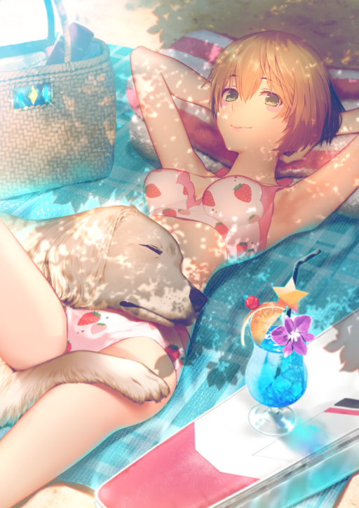 1girl aned_(fate) animal animal_on_stomach armpits arms_behind_head bare_arms bare_shoulders basket beach bikini blonde_hair blush_stickers breasts breasts_apart cherry closed_mouth dappled_sunlight dog drink drinking_straw fate/grand_order fate_(series) feet_out_of_frame flower food food_print fruit fruit_print game_cg gareth_(fate) gareth_(swimsuit_saber)_(fate) gareth_(swimsuit_saber)_(second_ascension)_(fate) garnish golden_retriever green_eyes hair_between_eyes ice ice_cube knee_up looking_at_viewer lying medium_breasts nekotawawa official_art on_back orange_(fruit) orange_slice pink_bikini poco_grande_glass print_bikini purple_flower sand short_hair smile solo star_(symbol) strawberry_print sunlight swimsuit third-party_source towel tropical_drink white_bikini