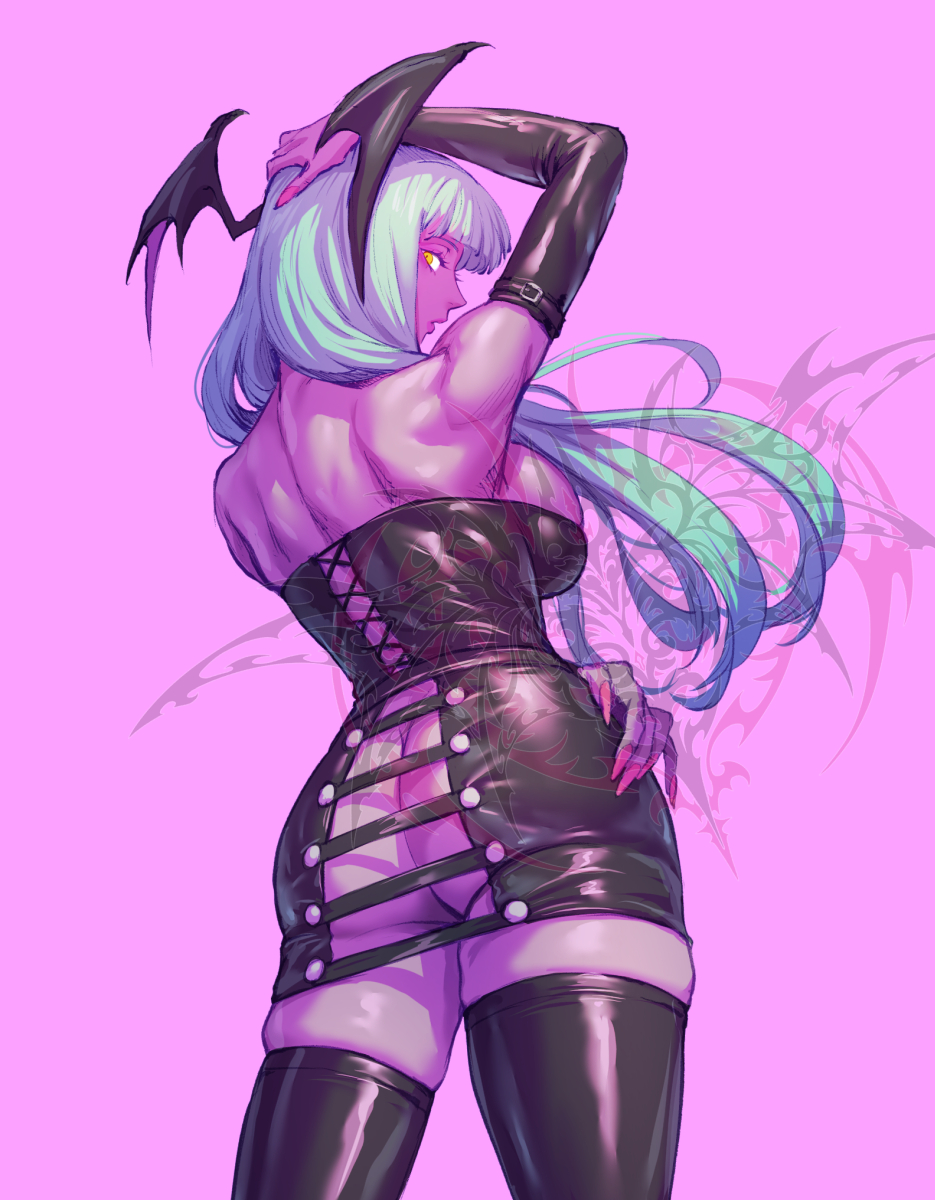 1girl ass ass_cutout back blunt_bangs breasts clothing_cutout darkstalkers fujii_eishun green_hair head_wings highres large_breasts long_hair looking_at_viewer looking_back morrigan_aensland pink_background solo thick_thighs thighs wings yellow_eyes