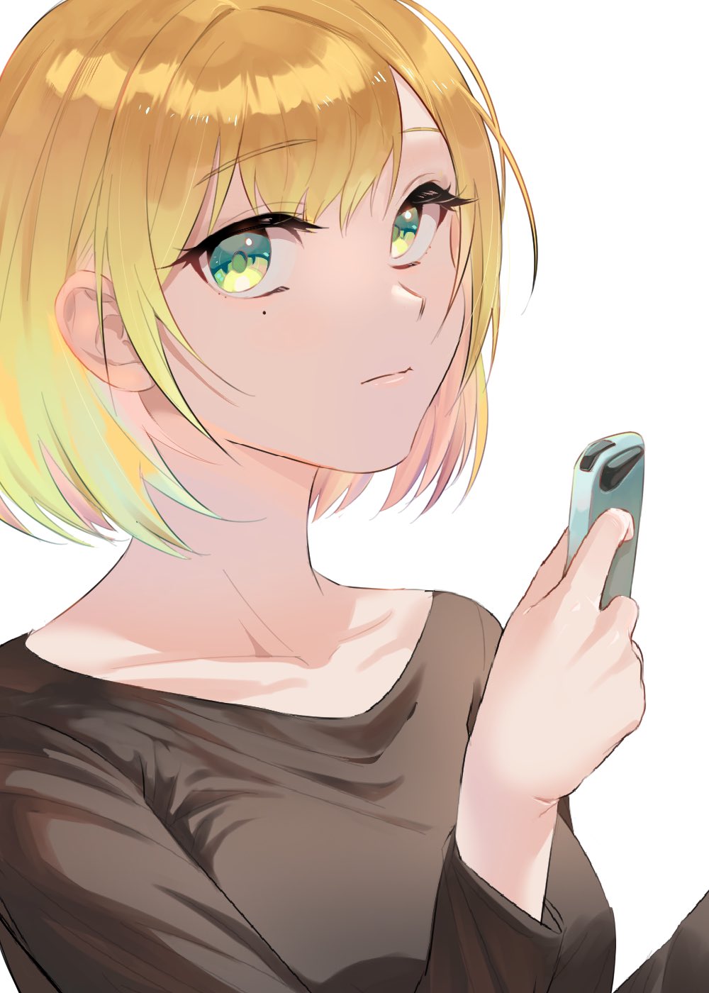 1girl alternate_hair_length alternate_hairstyle black_shirt blonde_hair cellphone collarbone expressionless gradient_hair green_eyes green_hair highres holding holding_phone jagijang korean_commentary looking_at_viewer mole mole_under_eye multicolored_hair nijisanji nijisanji_kr phone portrait seffyna shirt short_hair smartphone solo virtual_youtuber white_background
