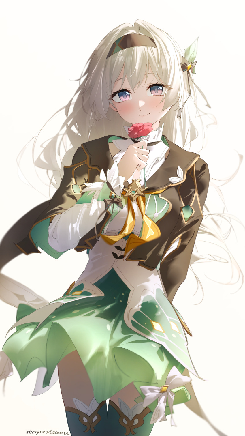 1girl absurdres arm_behind_back black_bow black_hairband black_jacket blue_eyes blush bow breasts closed_mouth commentary cowboy_shot cryne firefly_(honkai:_star_rail) flower green_skirt grey_hair hair_bow hairband hand_up highres holding holding_flower honkai:_star_rail honkai_(series) jacket long_hair long_sleeves looking_at_viewer medium_breasts multicolored_eyes purple_eyes shirt skirt smile solo thighs twitter_username two-tone_eyes white_shirt