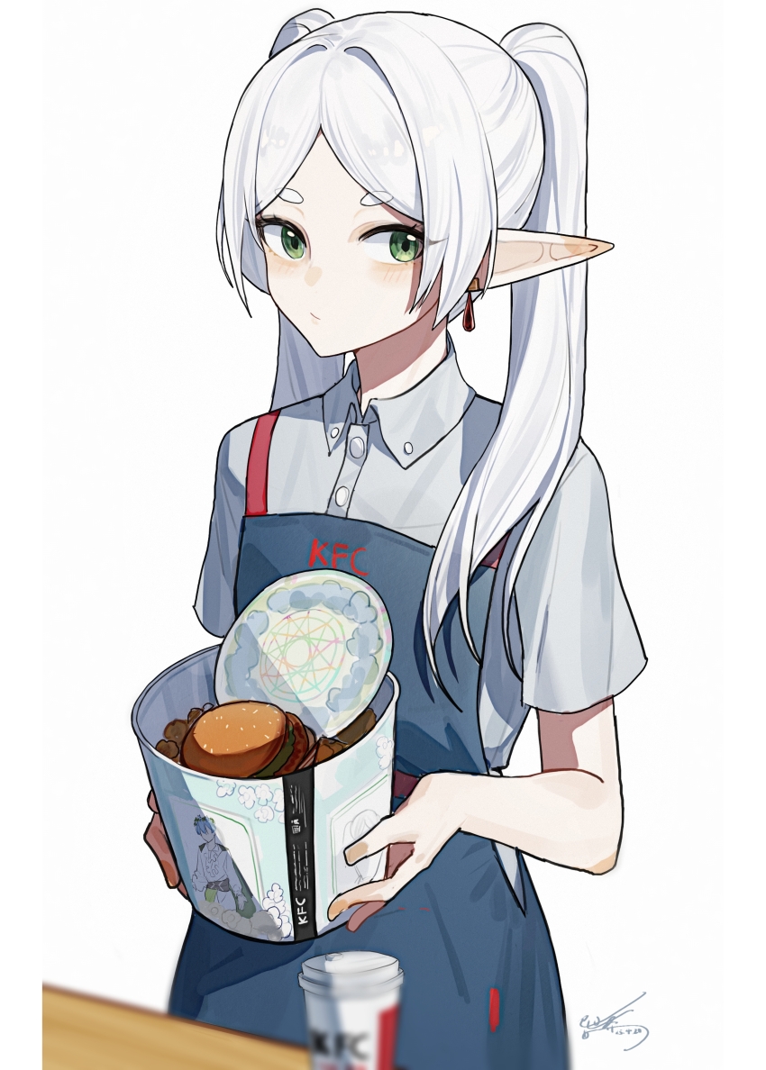 1girl absurdres apron blue_apron breasts bucket bucket_of_chicken burger chicken_(food) chinese_commentary collared_shirt commentary cup disposable_cup dress_shirt earrings food forehead fried_chicken frieren green_eyes grey_shirt highres holding holding_bucket jewelry kfc long_hair looking_at_viewer parted_bangs pointy_ears pout shirt short_eyebrows short_sleeves simple_background small_breasts solo sousou_no_frieren table twintails upper_body white_background white_hair yisjhui