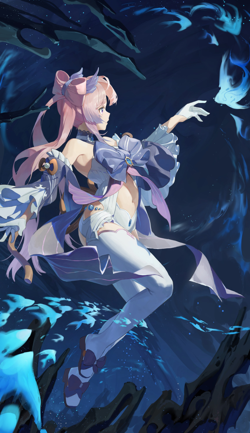 1girl absurdres bare_shoulders blue_eyes bow bowtie fish frilled_sleeves frills full_body genshin_impact gloves highres long_sleeves midriff monky navel ocean pink_hair reaching reaching_towards_viewer sangonomiya_kokomi short_shorts shorts solo thighhighs underwater water_drop white_gloves white_shorts white_thighhighs