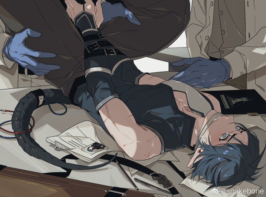 3boys aqua_eyes arknights bare_shoulders bdsm black_gauntlets blue_hair bondage bound bound_wrists brown_pants clothing_cutout gauntlets gloves grey_shirt hair_between_eyes hand_on_another&#039;s_leg highres id_card male_focus medical_gloves multiple_boys on_table pants parted_bangs pointy_ears restrained rhodes_island_logo_(arknights) scar shirt short_hair sleeveless sleeveless_shirt snake_boy snake_tail snakebone split-color_clothes table tail tears zuo_le_(arknights)