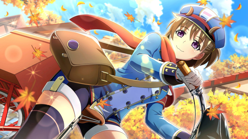 1girl akasaka_miyuki autumn autumn_leaves bag bicycle black_thighhighs blue_hat blue_jacket blue_shorts blurry brown_bag brown_hair buttons closed_mouth cowboy_shot day depth_of_field double-breasted dutch_angle facing_to_the_side falling_leaves from_behind game_cg gloves hat highres higurashi_no_naku_koro_ni higurashi_no_naku_koro_ni_mei jacket leaf lens_flare long_sleeves maple_leaf maple_tree non-web_source official_art one_side_up purple_eyes red_scarf riding riding_bicycle scarf short_hair shorts shoulder_bag solo sparkle thighhighs tree white_gloves