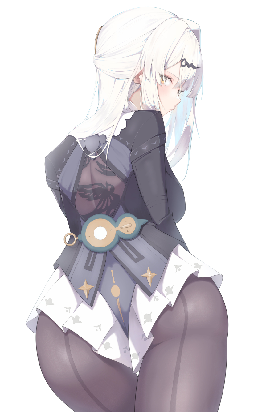 1girl absurdres ahoge ass breasts highres long_hair looking_at_viewer ru_(wtf8malo24) solo thighs white_hair yellow_eyes yixuan_(zenless_zone_zero) zenless_zone_zero
