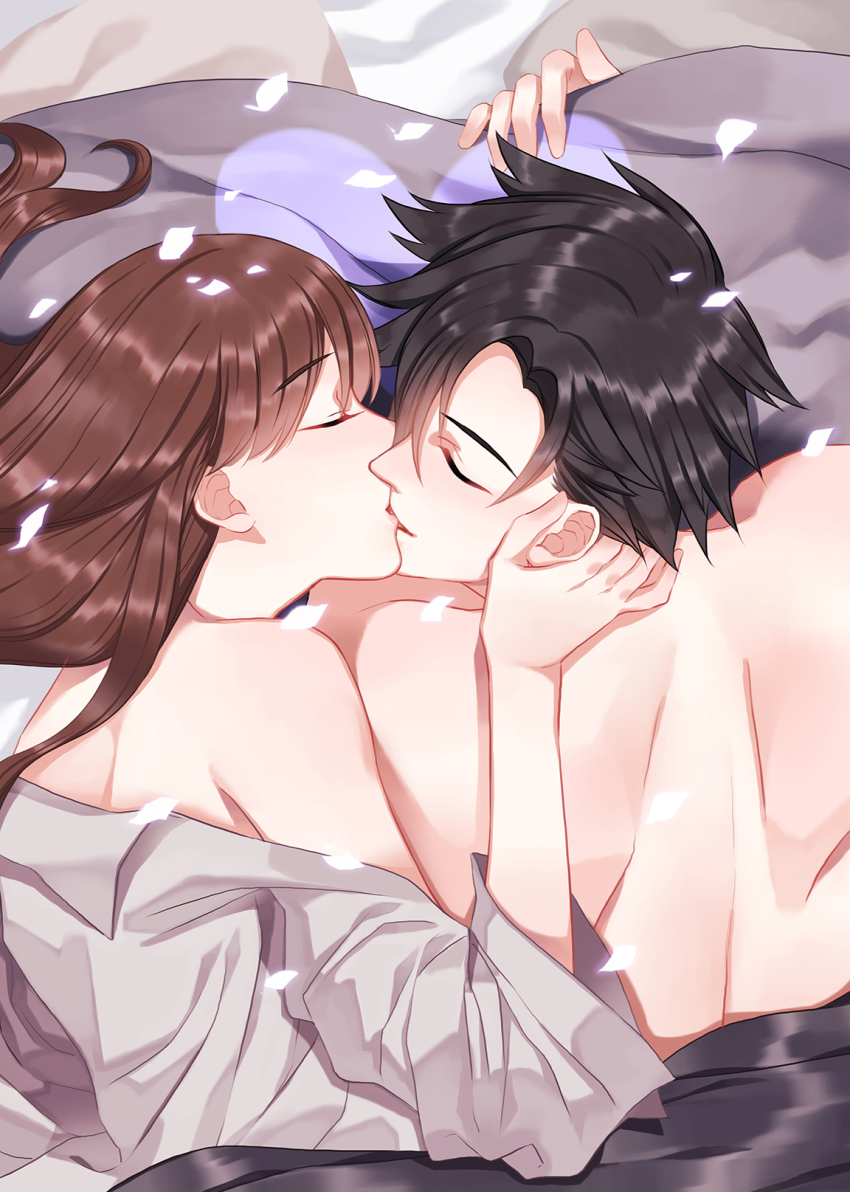 1boy 1girl black_hair brown_hair closed_eyes couple grey_shirt han_jumin hetero highres kiss long_hair lying no_bra on_stomach orange_sekaii petals protagonist_(susanghan_messenger) shirt shirt_down susanghan_messenger topless_male