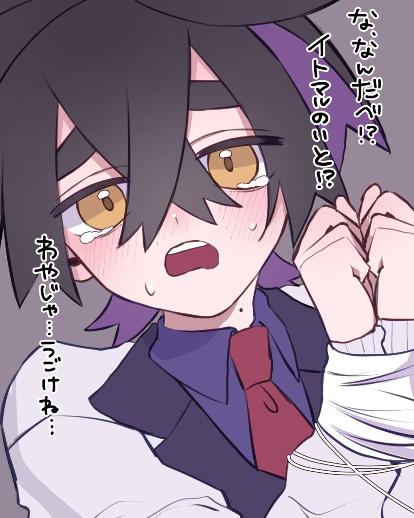 1boy black_hair blue_shirt blush bound bound_arms clenched_hands collared_shirt commentary_request grey_background hands_up highres jacket kieran_(pokemon) long_sleeves looking_at_viewer male_focus mole mole_on_neck multicolored_hair na8_8n necktie nintendo pokemon pokemon_sv purple_hair red_necktie shirt solo sweat tearing_up translation_request two-tone_hair upper_body white_jacket yellow_eyes