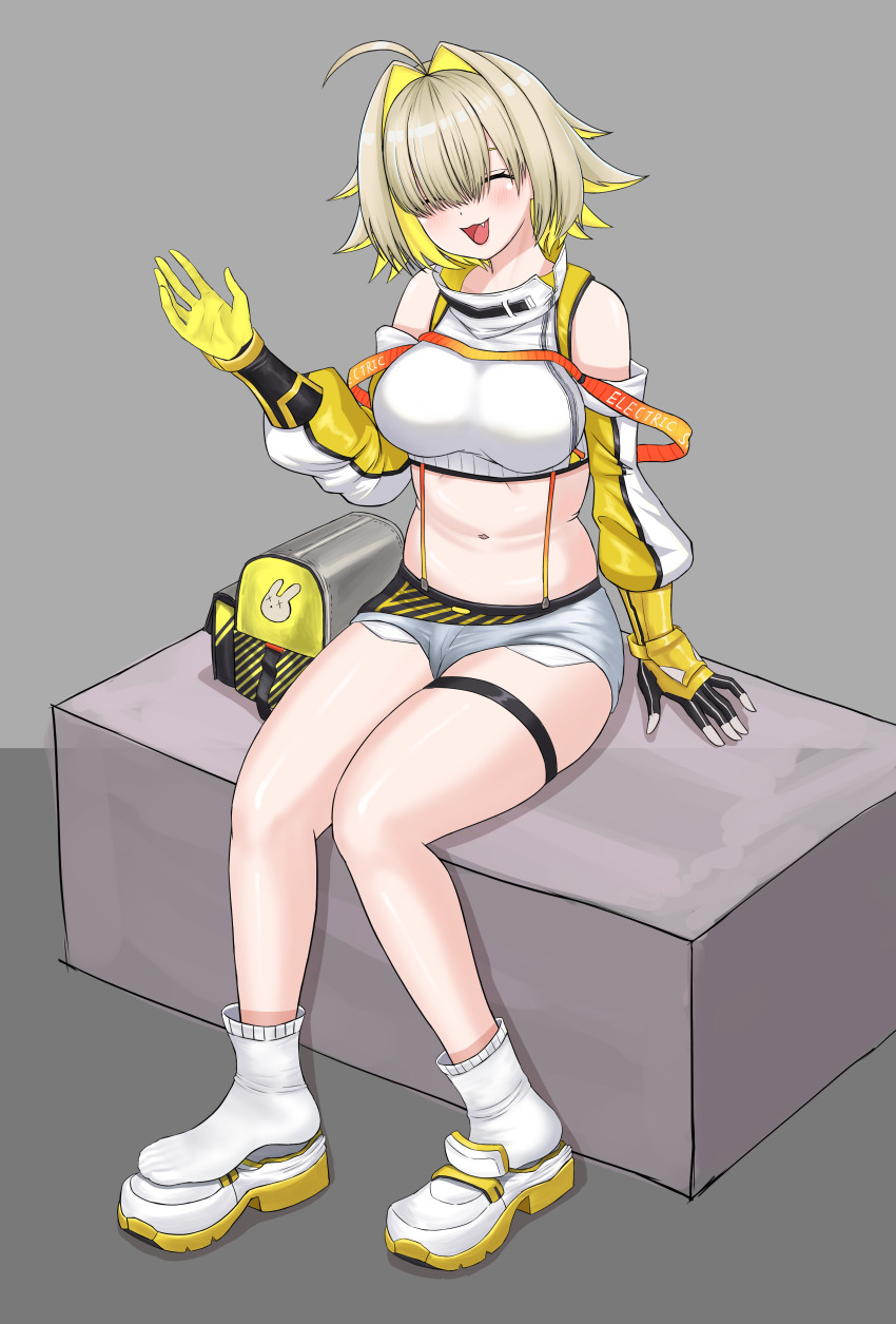 1girl absurdres ahoge blonde_hair breasts elegg_(nikke) fang gloves goddess_of_victory:_nikke hair_intakes hair_over_eyes highres ladsdjadds large_breasts long_bangs long_sleeves looking_at_viewer multicolored_hair navel open_mouth short_hair shorts simple_background smile solo thigh_strap thighs two-tone_hair