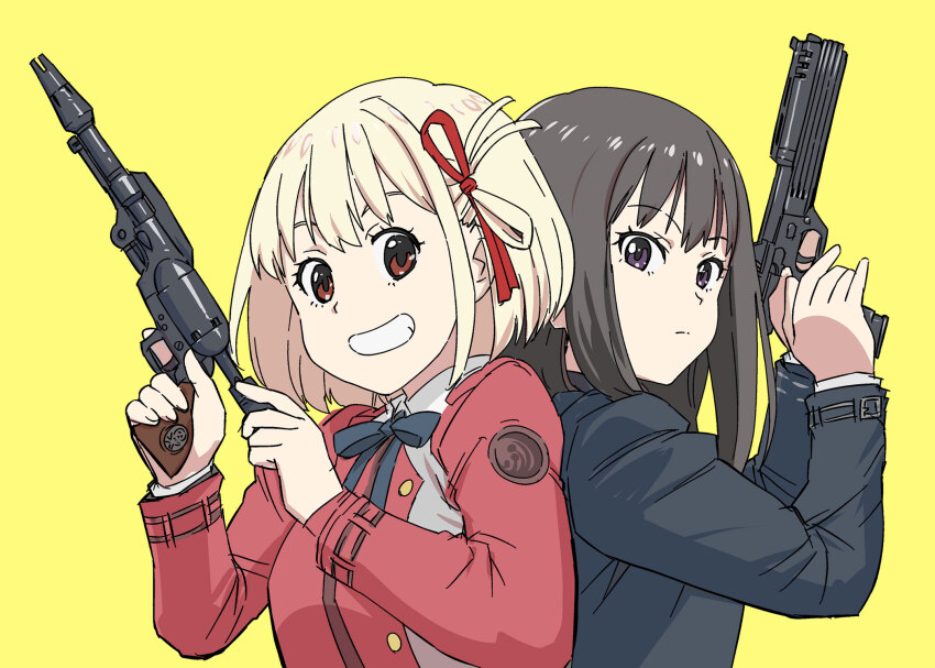 2girls auto-9 back-to-back black_hair black_jacket blonde_hair blue_eyes bob_cut borrowed_weapon closed_mouth cosmo_dragoon frown grin gun hair_ribbon handgun harlock_saga highres holding holding_gun holding_weapon inoue_takina jacket long_hair long_sleeves looking_at_viewer lycoris_recoil lycoris_uniform multiple_girls nishikigi_chisato pistol red_eyes red_jacket red_ribbon ribbon robocop short_hair simple_background smile submachine_gun ueyama_michirou weapon yellow_background