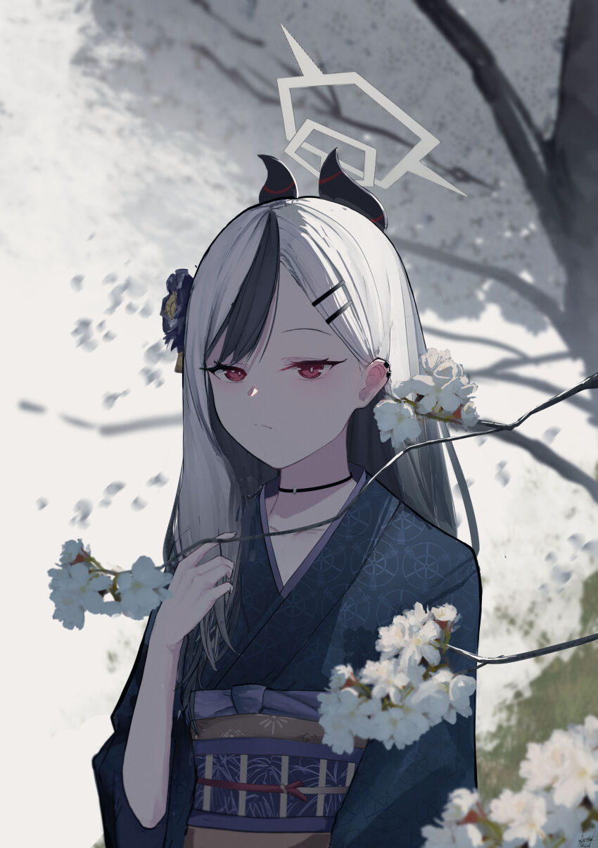 absurdres black_choker black_kimono blue_archive choker closed_mouth demon_girl demon_horns ear_piercing flower hair_behind_ear hair_between_eyes hair_flower hair_ornament hand_in_own_hair highres horns japanese_clothes kayoko_(blue_archive) kayoko_(new_year)_(blue_archive) kimono kyatto-mikazu long_hair looking_at_viewer multicolored_hair obi piercing purple_flower purple_sash red_eyes sash sidelocks white_flower