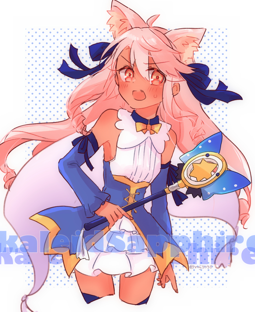 1girl animal_ears bare_shoulders blue_dress blue_ribbon blue_sleeves blush cat_ears cat_girl character_name chloe_von_einzbern cosplay cowboy_shot cropped_legs dark-skinned_female dark_skin detached_sleeves dress drill_hair fang fate/kaleid_liner_prisma_illya fate_(series) hair_ribbon highres holding holding_wand kaleido_sapphire kaleido_sapphire_(cosplay) long_hair luviagelita_edelfelt magical_sapphire open_mouth pink_hair quad_drills ribbon saihara simple_background solo wand white_background yellow_eyes