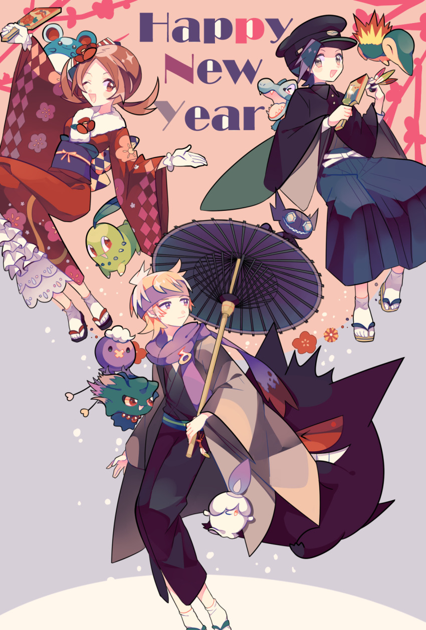 black_hat black_kimono blonde_hair brown_hair chikorita cyndaquil drifloon ethan_(pokemon) full_body gen_1_pokemon gen_2_pokemon gen_3_pokemon gen_4_pokemon gen_5_pokemon gengar gloves hakama happy_new_year hat headband highres holding holding_umbrella japanese_clothes kimono litwick lyra_(pokemon) marill misdreavus morty_(pokemon) nagatsukiariake new_year nintendo oil-paper_umbrella one_eye_closed open_mouth pokemon pokemon_(creature) pokemon_hgss purple_headband purple_scarf red_kimono sableye sandals scarf socks totodile twintails umbrella white_gloves white_socks wide_sleeves