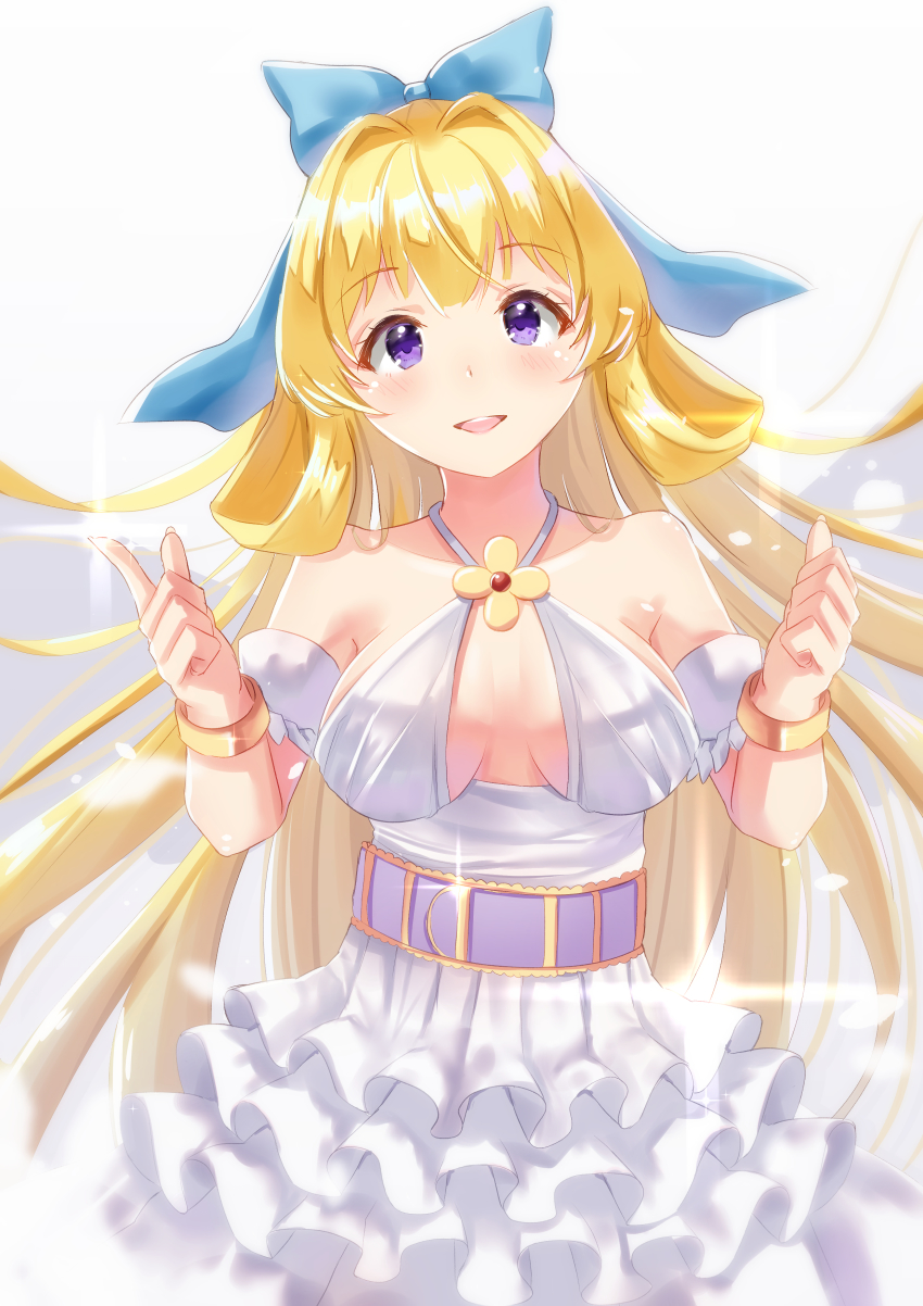 1girl absurdres blonde_hair blue_bow blush bow breasts cleavage cleavage_cutout closed_mouth clothing_cutout detached_sleeves dress grey_background hair_bow hair_intakes halterneck hand_up highres holmemee kono_yuusha_ga_ore_tueee_kuse_ni_shinchou_sugiru long_hair medium_breasts ponytail puffy_short_sleeves puffy_sleeves purple_eyes ristarte_(kono_yuusha_ga_ore_tueee_kuse_ni_shinchou_sugiru) short_sleeves simple_background smile solo very_long_hair white_dress white_sleeves