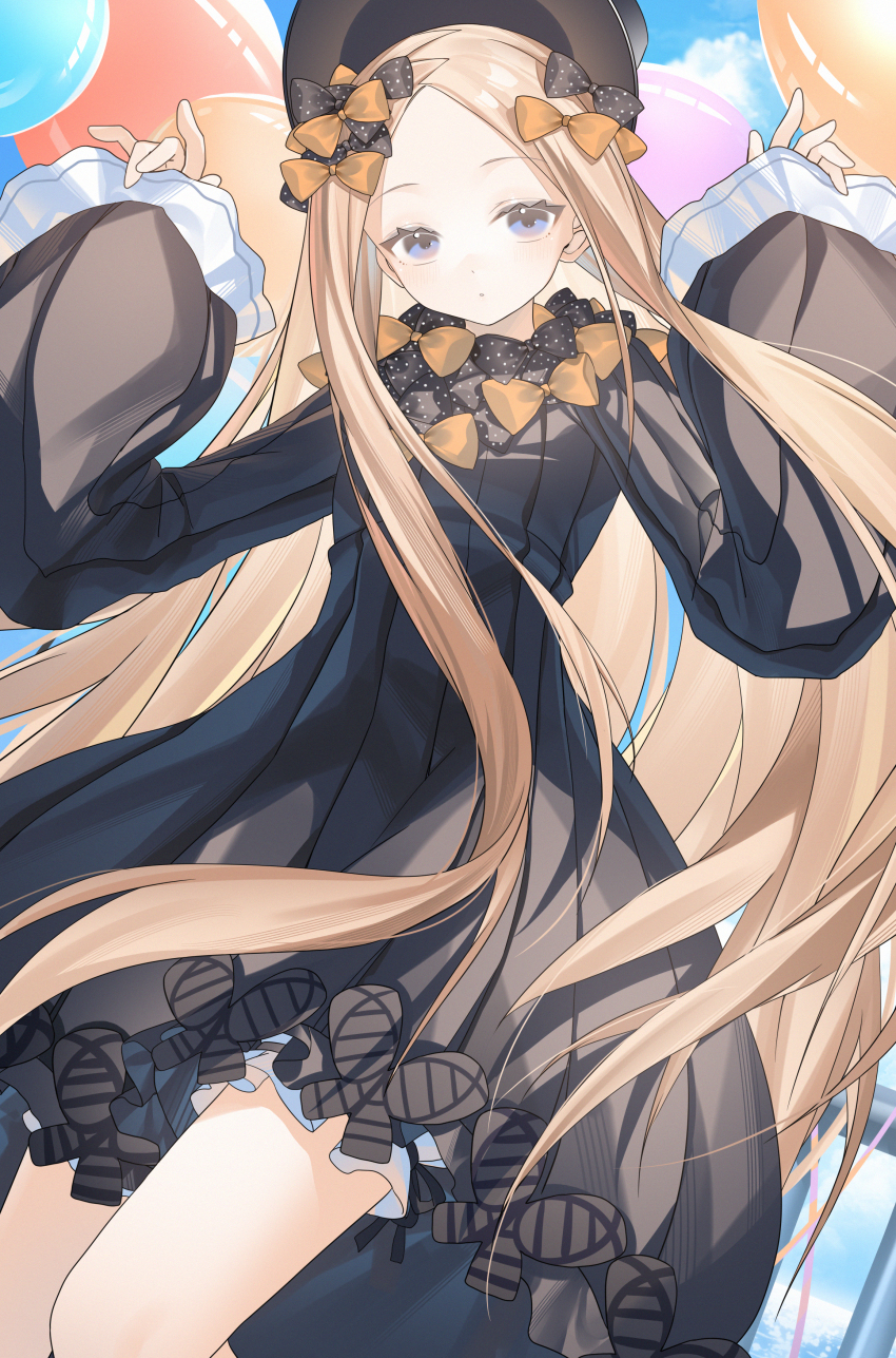 1girl abigail_williams_(fate) absurdres balloon black_bow black_dress black_hat blonde_hair blue_eyes blue_sky bow breasts dress fate/grand_order fate_(series) forehead hair_bow hat highres long_hair long_sleeves looking_at_viewer miyu10366 orange_bow parted_bangs ribbed_dress sky sleeves_past_wrists small_breasts solo thighs