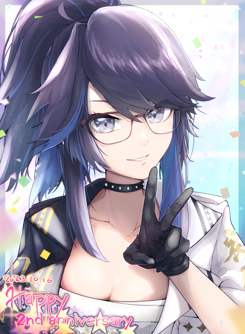 1girl black-framed_eyewear black_gloves black_jacket blue_eyes blue_hair breasts chest_sarashi cleavage glasses gloves happy_anniversary highres hirome99 jacket kson large_breasts long_hair looking_at_viewer mole mole_under_eye multicolored_hair multicolored_jacket ponytail purple_hair sarashi sidelocks solo souchou streaked_hair two-tone_jacket v virtual_youtuber vshojo white_jacket