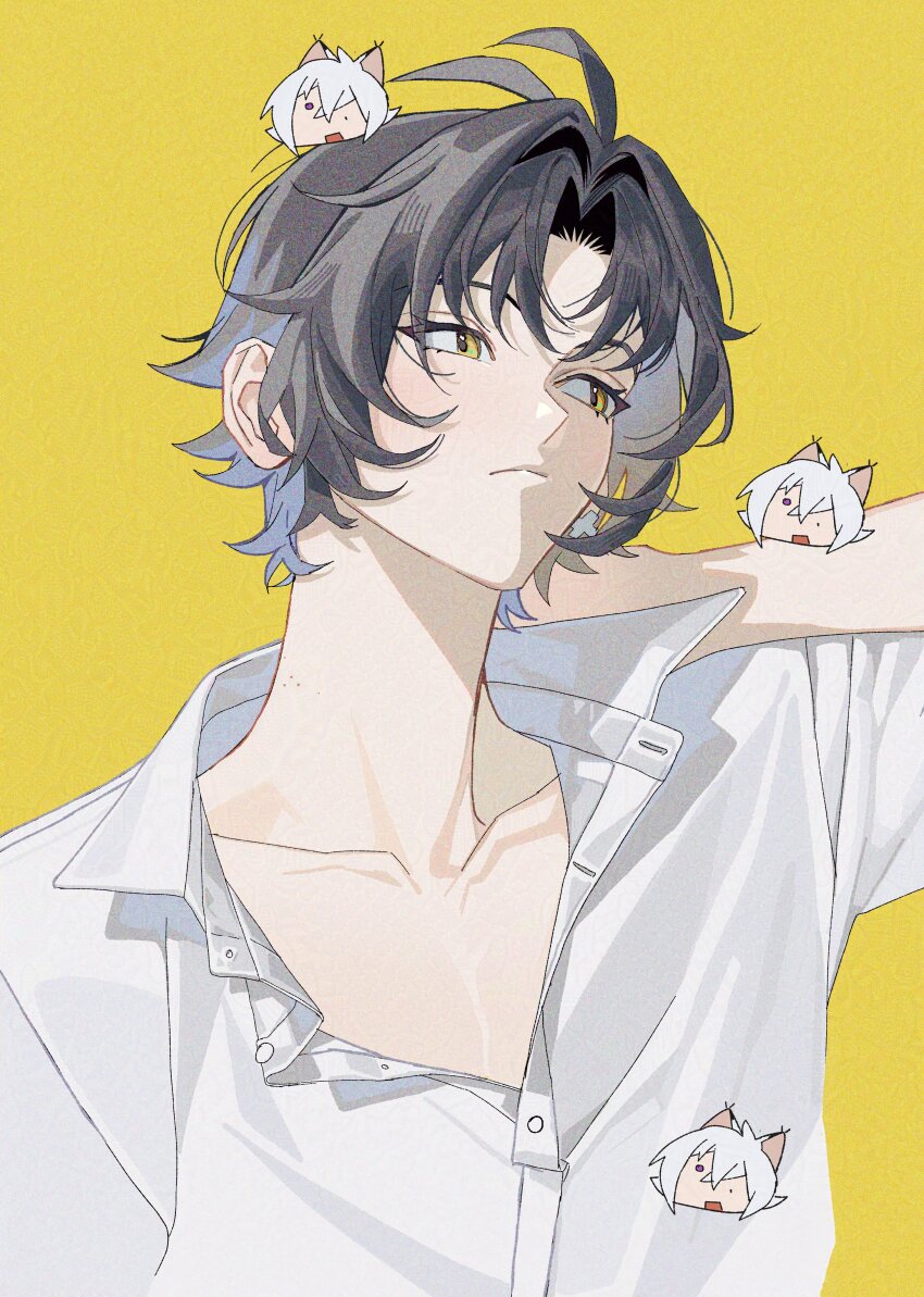 1boy absurdres adversarial_noise asaba_harumasa black_hair closed_mouth collarbone collared_shirt earrings hair_between_eyes hand_on_own_neck highres jewelry male_focus multicolored_hair pd_honey seth_lowell shirt simple_background single_earring upper_body white_shirt yellow_background yellow_eyes zenless_zone_zero