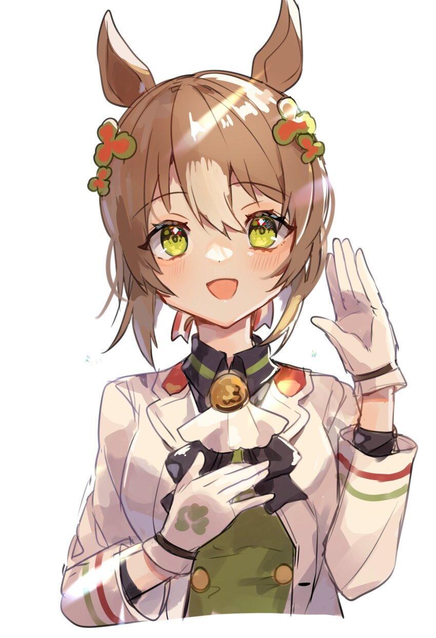 1girl :d absurdres animal_ears blush brown_hair clover_hair_ornament fine_motion_(umamusume) gloves green_eyes hair_between_eyes hair_ornament hand_on_own_chest highres horse_ears horse_girl jacket looking_at_viewer multicolored_hair open_mouth shirano_akihiro simple_background smile solo two-tone_hair umamusume upper_body white_background white_gloves white_hair white_jacket