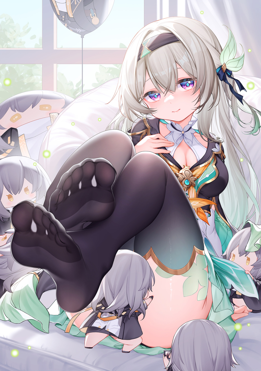 1girl black_hairband black_jacket black_thighhighs blush breasts character_doll chibi cleavage doll feet firefly_(honkai:_star_rail) foot_focus foreshortening grey_hair hair_between_eyes hair_intakes hairband highres honkai:_star_rail honkai_(series) jacket long_hair long_sleeves looking_at_viewer no_shoes presenting_foot purple_eyes simple_background skirt smile soles solo stelle_(honkai:_star_rail) suaynnai_wanzi thighhighs thighs trailblazer_(honkai:_star_rail)