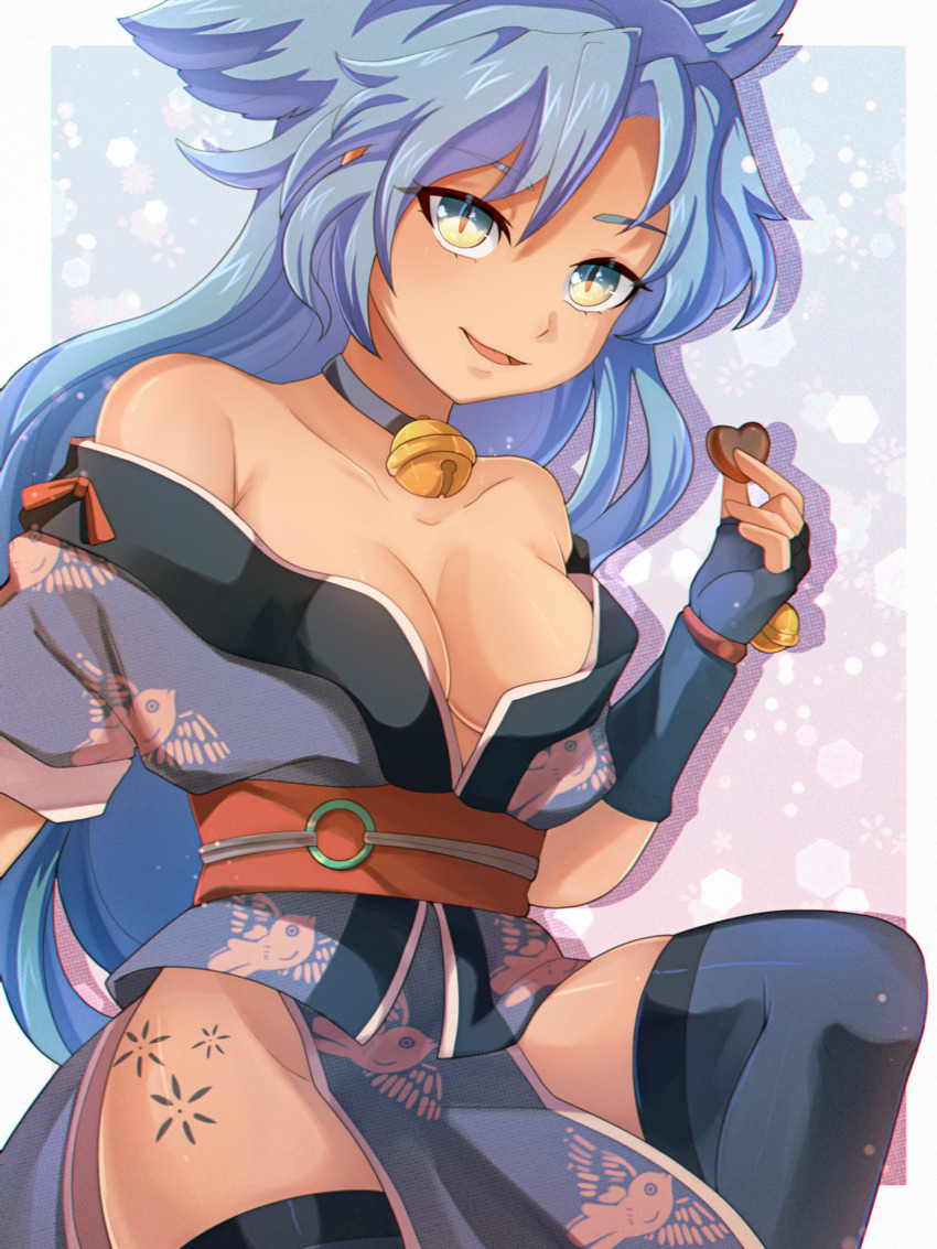 1girl bell black_thighhighs blue_hair breasts candy chocolate chocolate_heart cleavage dark-skinned_female dark_skin dungeon_toaster fingerless_gloves food gloves heart heart-shaped_food highres japanese_clothes kimono long_hair looking_at_viewer medium_breasts neck_bell parted_lips rance_(series) sengoku_rance slit_pupils smile solo suzume_(rance) thighhighs yellow_eyes