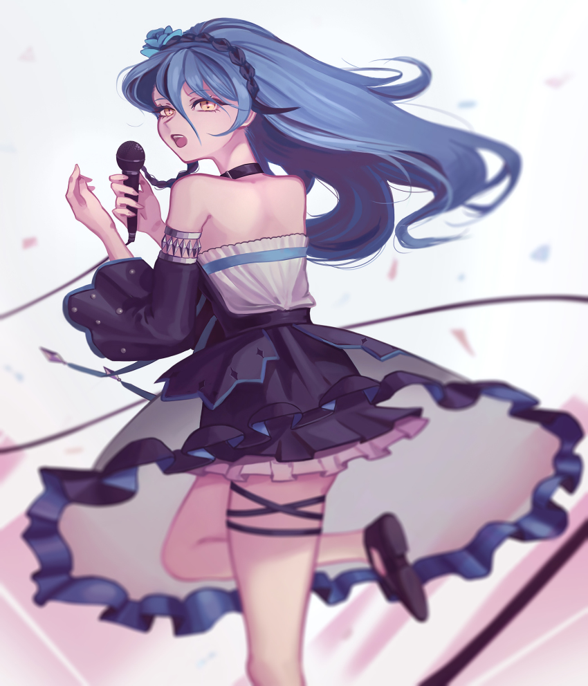 1girl :o black_dress black_footwear blue_flower detached_sleeves dibi_(xoxo_dibi) dress fang floating_hair flower from_behind hair_between_eyes hair_flower hair_ornament highres holding holding_microphone leg_up long_hair looking_back microphone nijisanji nijisanji_kr open_mouth ryu_hari solo thigh_strap virtual_youtuber yellow_eyes