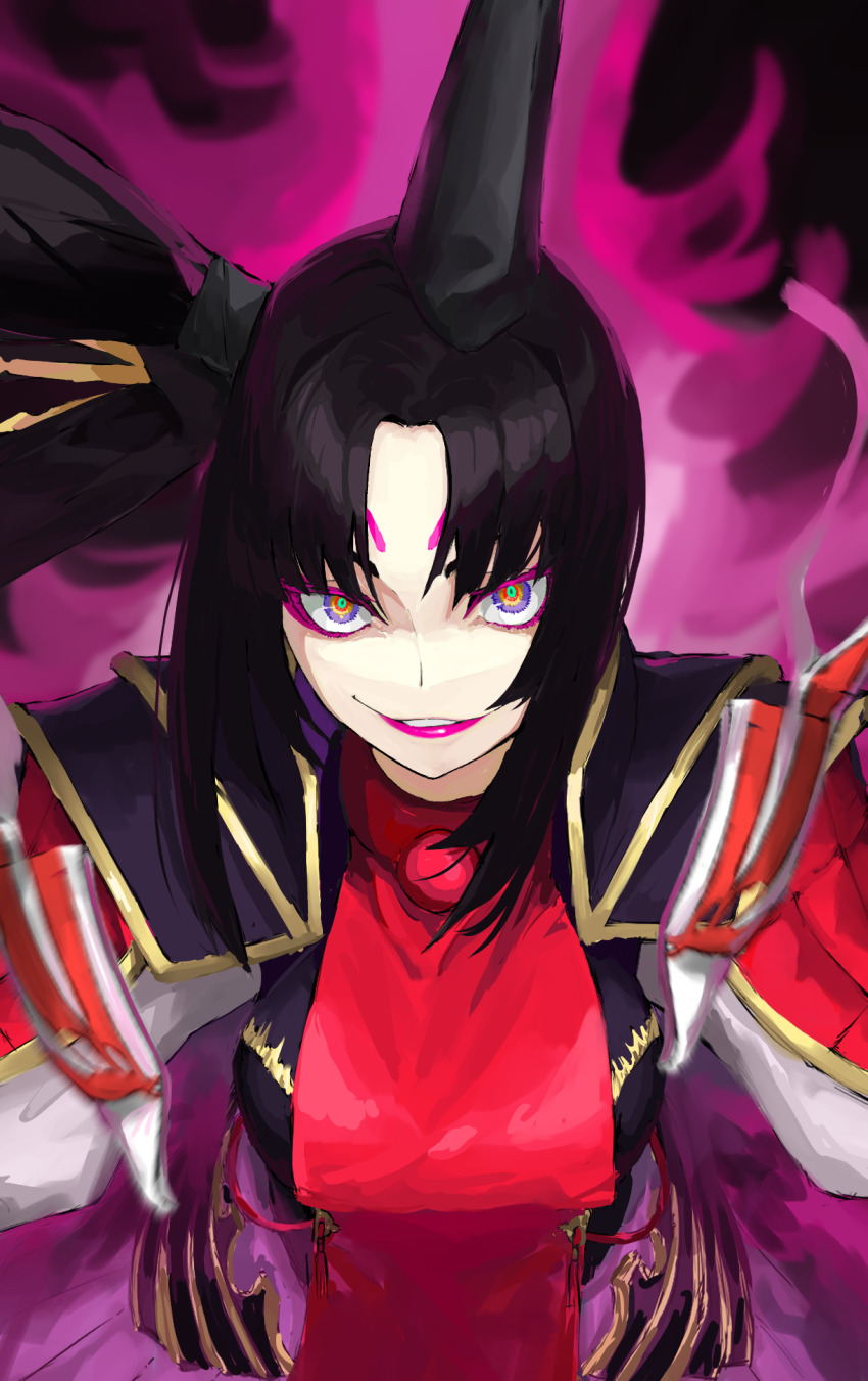 1girl armor aura azarashi_227 black_hair chinese_commentary commentary dark_aura evil_grin evil_smile fate/grand_order fate_(series) grin hair_bun hat highres japanese_armor multicolored_eyes pink_lips side_ponytail sidelocks single_hair_bun single_side_bun smile solo taira_no_kagekiyo_(fate) tate_eboshi teeth ushiwakamaru_(fate)