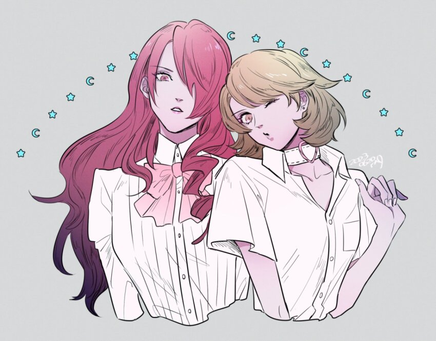 2girls bayu_(uyab003) blonde_hair bow bowtie brown_eyes choker commentary crescent_moon dated grey_background hair_over_one_eye kirijou_mitsuru long_hair looking_at_viewer medium_hair moon multiple_girls one_eye_closed open_mouth persona persona_3 pink_bow red_eyes red_hair shirt signature star_(symbol) symbol-only_commentary takeba_yukari upper_body white_choker white_shirt yuri
