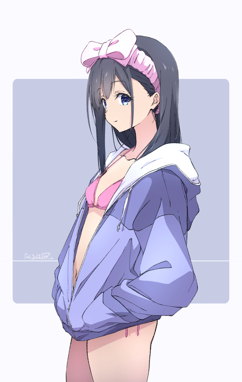 1girl bikini black_hair blue_background blue_eyes blue_jacket closed_mouth collarbone commentary_request dated flat_chest grey_background hairband hands_in_pockets highres hood hooded_jacket jacket long_hair looking_at_viewer monai-chan_(nii_manabu) nii_manabu original pink_bikini pink_hairband side-tie_bikini_bottom signature smile solo standing swimsuit thighs two-tone_background