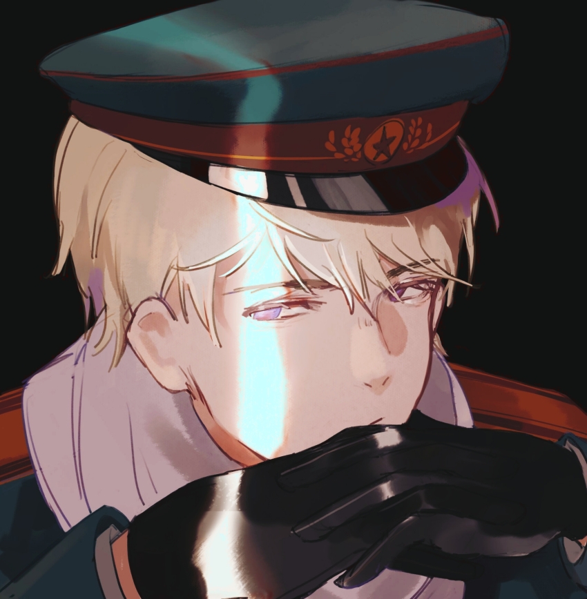 1boy axis_powers_hetalia baobing black_background black_gloves blonde_hair chinese_commentary closed_mouth commentary_request crack_of_light gloves green_hat green_jacket hat highres jacket long_sleeves male_focus own_hands_together portrait purple_eyes russia_(hetalia) scarf short_hair simple_background solo white_scarf