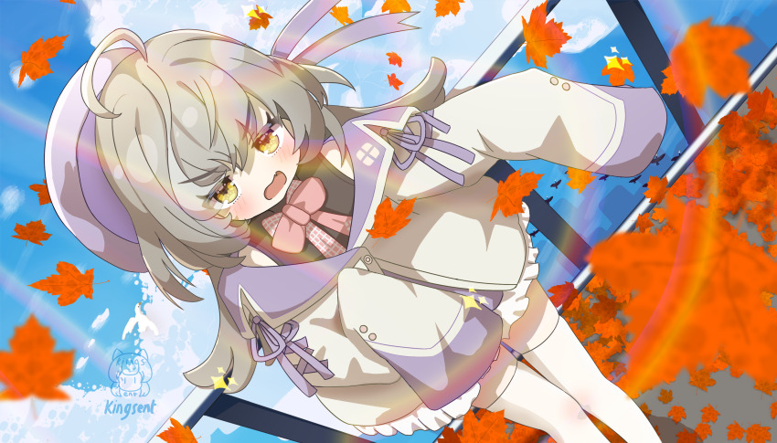 1girl absurdres ahoge annoyed artist_logo artist_name assault_lily autumn_leaves beret black_shirt blue_sky blush bow bowtie cloud commentary_request day dutch_angle falling_leaves fang feet_out_of_frame frilled_skirt frills grey_hair grey_hat hair_between_eyes hat highres jacket kingsent leaf lens_flare logo long_hair long_sleeves looking_at_viewer miniskirt multicolored_hair off_shoulder official_alternate_costume open_mouth outdoors pink_bow pink_bowtie plaid_bow plaid_bowtie plaid_clothes purple_ribbon purple_skirt railing ribbon sasaki_ran shirt skin_fang skirt sky sleeve_ribbon sleeveless sleeveless_shirt sleeves_past_fingers sleeves_past_wrists solo sparkle standing streaked_hair thighhighs v-shaped_eyebrows white_jacket white_thighhighs yellow_eyes zettai_ryouiki