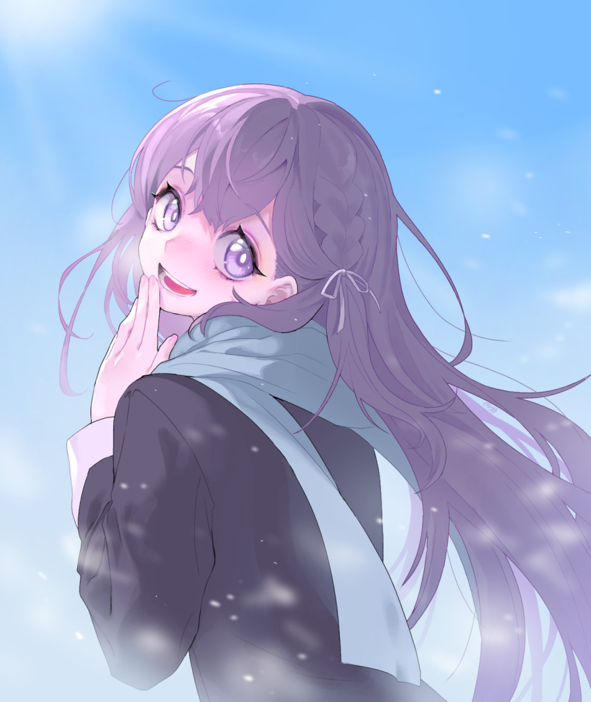 1girl black_jacket blue_sky blush braid bright_pupils commentary_request female_focus floating_hair from_behind grey_scarf hand_to_own_mouth hand_up head_tilt highres jacket kazahana_yuki long_hair long_sleeves looking_back marutsubo onikko_hunter_tsuina-chan open_mouth purple_eyes purple_hair scarf side_braid sky smile snowing solo sunlight upper_body white_pupils
