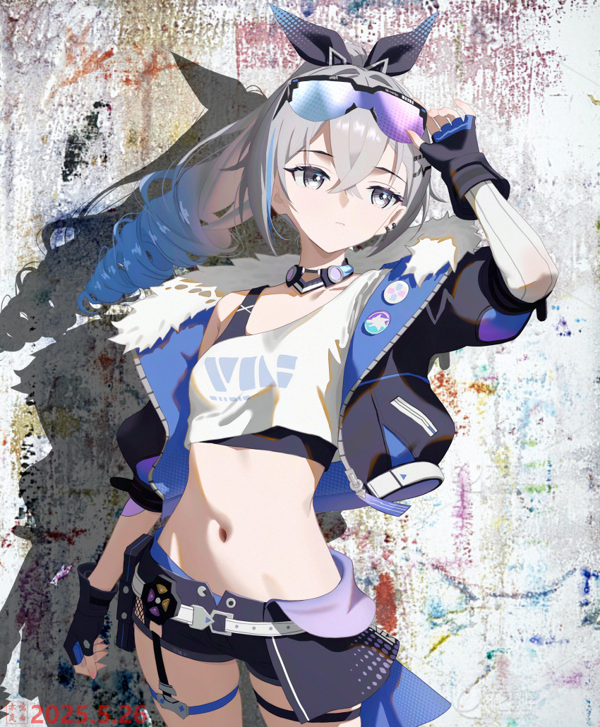 1girl absurdres black_gloves black_jacket breasts chinese_commentary commentary_request crossed_bangs drill_hair drill_ponytail eyewear_on_head fingerless_gloves fur-trimmed_jacket fur_trim gloves gradient-tinted_eyewear grey_eyes grey_hair hair_between_eyes hair_ornament hair_ribbon hairclip hand_up highres honkai:_star_rail honkai_(series) jacket long_hair navel ponytail ribbon shirt short_shorts shorts silver_wolf_(honkai:_star_rail) single-shoulder_shirt single_drill solo stomach thigh_strap tinted_eyewear yi_ming_lan_qu