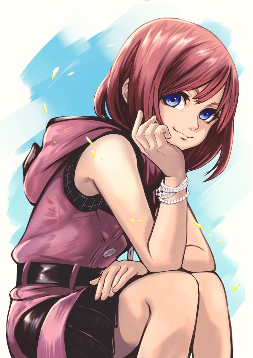 1girl armlet black_skirt blue_eyes closed_mouth highres hood hoodie jewelry kairi_(kingdom_hearts) kingdom_hearts kingdom_hearts_iii kondou_(artist) looking_at_viewer medium_hair pink_hoodie pleated_skirt red_hair skirt sleeveless smile solo