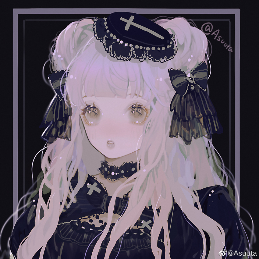 1girl artist_name asuuta bead_choker beads black_background black_border black_bow black_bowtie black_choker black_dress black_hat black_ribbon blunt_bangs border bow bowtie chinese_commentary choker commentary_request cross cross_print double_bun dress eyelashes frilled_headwear grey_eyes grey_lips grey_pupils hair_bow hair_bun hair_half_over_shoulder hair_ribbon hat highres lace-trimmed_bow lace-trimmed_bowtie lace-trimmed_choker lace_trim light_blush lipstick long_hair looking_at_viewer makeup mini_hat original outside_border parted_lips puffy_short_sleeves puffy_sleeves ribbon ribbon-trimmed_dress ribbon_trim short_sleeves single_stripe solo sparkling_eyes square_neckline striped_bow striped_bowtie striped_clothes teeth upper_body vertical-striped_ribbon very_long_hair watermark wavy_hair weibo_watermark white_hair