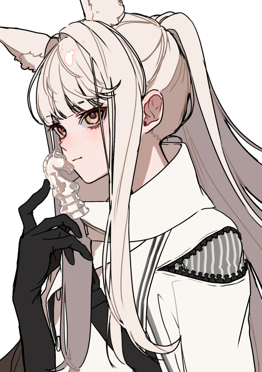 1girl animal_ears arknights black_gloves chess_piece elbow_gloves gloves green_eyes highres horse_ears horse_girl jacket knight_(chess) long_hair platinum_(arknights) ponytail portrait sidelocks simple_background solo white_background white_hair white_jacket yuuki_nato