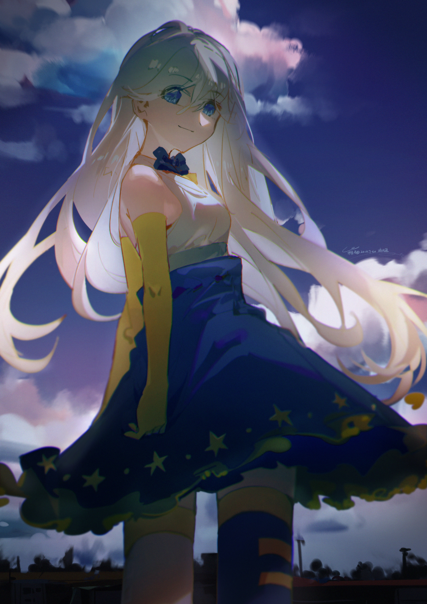 1girl absurdres artist_name blonde_hair blue_bow blue_eyes blue_skirt blue_sky blue_thighhighs bow bowtie breasts chinese_commentary closed_mouth cloud cloudy_sky commentary_request day dress elbow_gloves eyes_visible_through_hair female_focus from_behind from_below gloves hair_between_eyes hako_(misheyes) highres long_hair looking_at_viewer looking_back multicolored_legwear original outdoors skirt sky sleeveless sleeveless_dress smile solo standing star_(symbol) thighhighs white_thighhighs yellow_gloves zettai_ryouiki