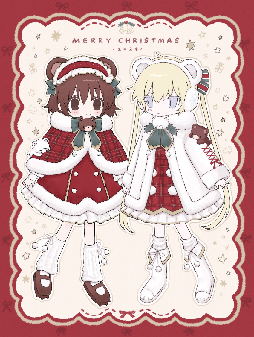2024 2girls absurdres alternate_costume blonde_hair blue_eyes blush brown_eyes brown_hair closed_mouth highres kill_me_baby killmint long_hair looking_at_another merry_christmas multiple_girls oribe_yasuna short_hair smile sonya_(kill_me_baby) twintails