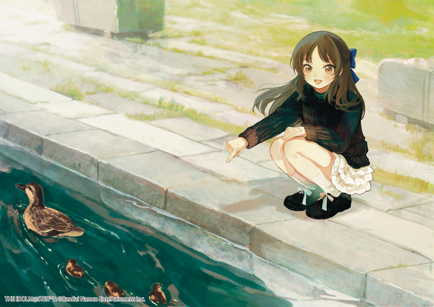 1girl :d bird black_shoes black_sweater blue_bow bow brown_eyes brown_hair commentary_request day duck duckling fragments_of_the_idolmaster_cinderella_girls full_body grass hair_bow highres idolmaster idolmaster_cinderella_girls layered_skirt long_hair long_sleeves looking_at_viewer official_art open_mouth outdoors pointing real_world_location sawa_(sion_0d1m) second-party_source shoes skirt smile solo squatting sweater tachibana_arisu water white_skirt