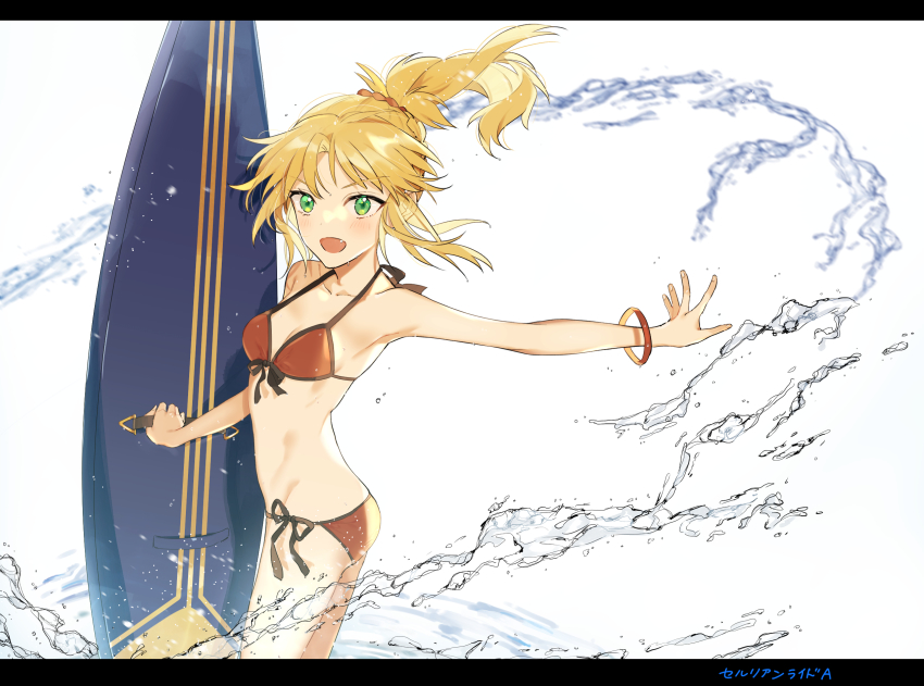 1girl blonde_hair blush bracelet fang fate/grand_order fate_(series) green_eyes hair_ornament hair_scrunchie highres jewelry letterboxed looking_at_viewer mordred_(fate) mordred_(fate/apocrypha) mordred_(swimsuit_rider)_(fate) mordred_(swimsuit_rider)_(first_ascension)_(fate) ponytail prydwen_(fate) red_scrunchie rizu033 scrunchie solo splashing water white_background