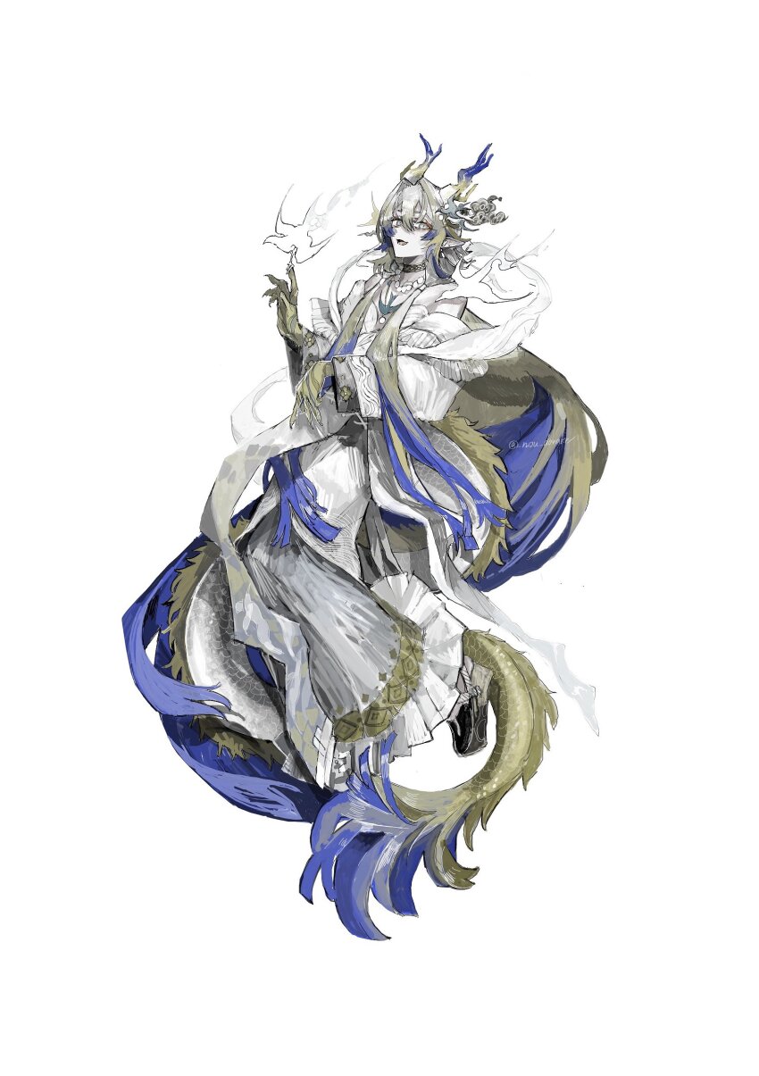 1girl absurdres ambience_synesthesia arknights bare_shoulders blonde_hair blue_hair colored_extremities commentary dragon_girl dragon_horns dragon_tail dress full_body grey_eyes hair_between_eyes hair_intakes highres horns jewelry long_hair long_sleeves looking_at_viewer multicolored_hair necklace nou_darake off_shoulder official_alternate_costume open_mouth pearl_necklace pointy_ears scales shu_(arknights) simple_background smile solo tail twitter_username very_long_hair white_background white_dress white_hair