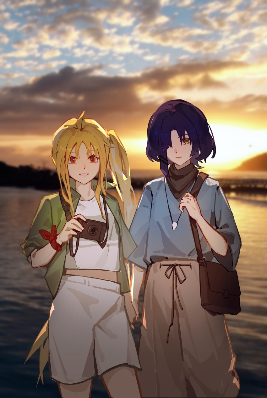 2girls absurdres ahoge bag baggy_pants bandana bandana_around_neck black_bandana blonde_hair blue_hair blue_shirt blurry blurry_background bocchi_the_rock! brown_bag brown_pants camera chinese_commentary cloud collared_jacket commentary green_jacket hair_over_one_eye highres holding holding_camera holding_hands ijichi_nijika jacket jewelry lake lanyard long_hair midriff multiple_girls necklace one_eye_covered open_clothes open_jacket outdoors pants parted_lips photo_background red_eyes red_scrunchie scrunchie shirt short_hair shorts shoulder_bag side_ponytail sky three-quarter_sleeves sleeves_rolled_up smile sunset tank_top very_long_hair white_shorts white_tank_top wrist_scrunchie xiao&#039;er_yushiwuzheng yamada_ryo yellow_eyes