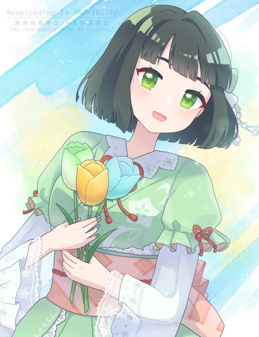1girl :d aoku_haruka blue_background blue_flower blue_tulip blunt_bangs blunt_ends bow commentary_request flower green_bow green_eyes green_flower green_hair green_kimono hair_bow highres holding holding_flower japanese_clothes kimono layered_sleeves link!_like!_love_live! long_sleeves love_live! miyaco_(shirataki_168) momose_ginko obi official_alternate_costume open_mouth orange_sash puffy_short_sleeves puffy_sleeves sash short_hair short_over_long_sleeves short_sleeves smile solo split_mouth tulip upper_body virtual_youtuber watermark white_sleeves yellow_background yellow_flower yellow_tulip