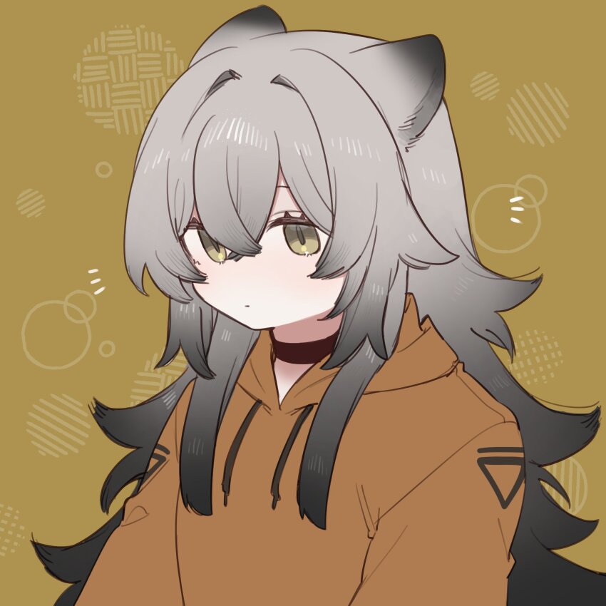 1girl animal_ears black_choker brown_background brown_eyes brown_hoodie choker degrees_of_lewdity grey_hair highres hood hoodie kai_(drakkai10) long_hair original shoya_(kai_(drakkai10)) solo upper_body