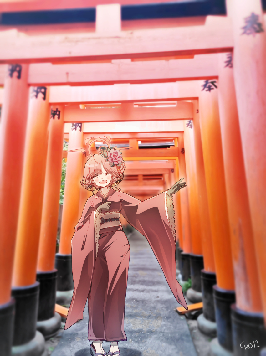 1girl absurdres aru_(blue_archive) aru_(new_year)_(blue_archive) blue_archive blush brown_gloves choi1 demon_girl demon_horns flower gloves hair_between_eyes hair_bun hair_flower hair_ornament highres horns japanese_clothes kimono looking_at_viewer multiple_torii obi open_mouth pink_flower red_hair red_kimono red_sash sandals sash sidelocks socks torii white_socks wide_sleeves yellow_eyes