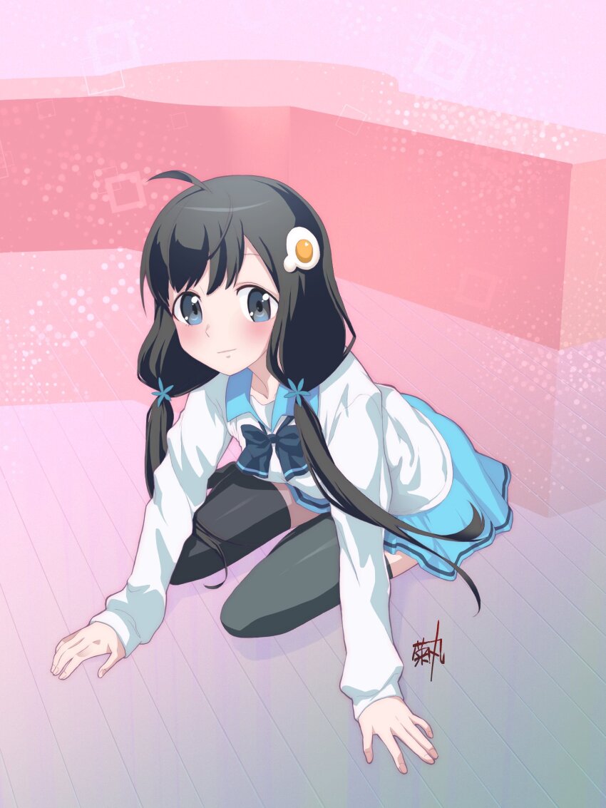 1girl absurdres araragi_tsukihi artist_name black_eyes black_hair black_thighhighs blue_bow blue_bowtie blue_sailor_collar blue_skirt blush bow bowtie breasts closed_mouth commentary egg_hair_ornament food-themed_hair_ornament fried_egg from_above hair_ornament hands_on_ground highres kikumaru_bunta leaning_forward long_hair long_sleeves looking_at_viewer looking_up low_twintails monogatari_(series) orokamonogatari pink_background pleated_skirt sailor_collar school_uniform serafuku signature sitting skirt small_breasts solo thighhighs translated tsuganoki_second_junior_high_school_uniform twintails wooden_floor yokozuwari zettai_ryouiki